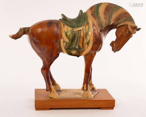 A Chinese sancai glazed horse on plinth, 20th Century,