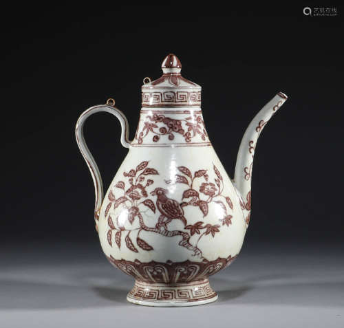 In the Ming Dynasty, there was an underglaze pot with red fl...