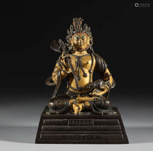In the Qing Dynasty, liupin Buddha building, bronze gilded s...
