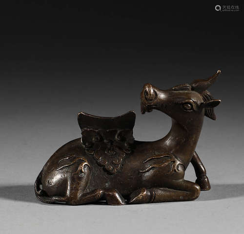 In the Qing Dynasty, the bronze deer