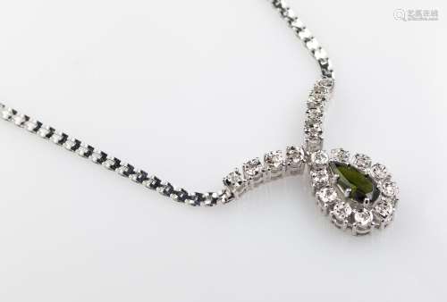14 kt gold necklace with diamonds and tourmaline