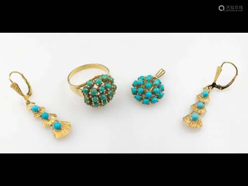 14 kt gold lot with turquoises