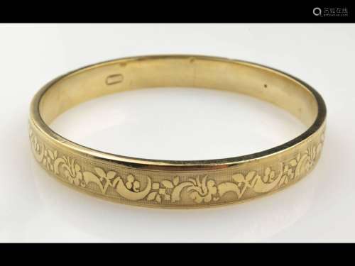 8 kt gold bangle, approx. 22.2 g