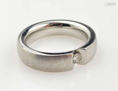 Stainless steel ring with brilliant