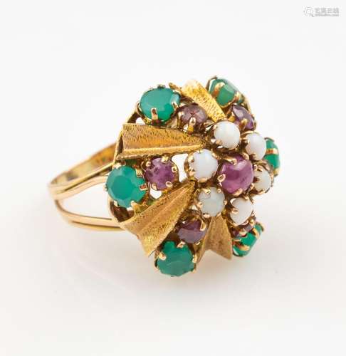 14 kt gold ring with coloured stones