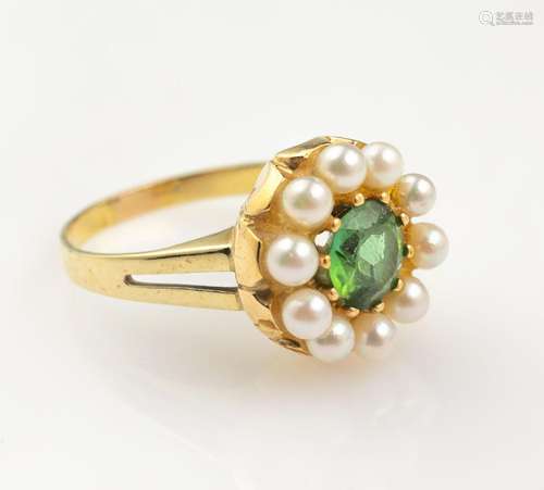 14 kt gold ring with pearls and tourmaline