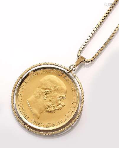 14 kt gold pendant with gold coin