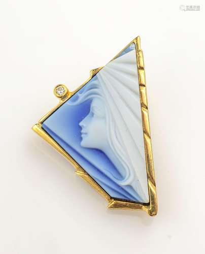 14 kt gold brooch/pendant with layer stone andbrilliant