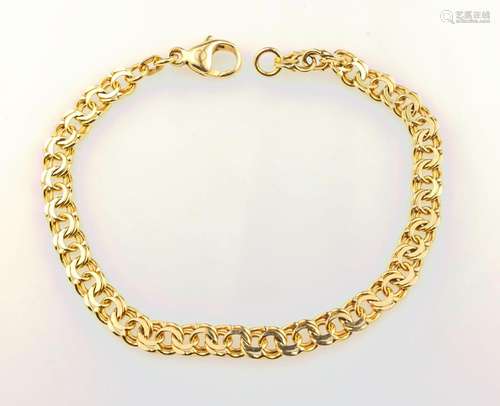 14 kt gold bracelet