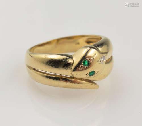 14 kt gold snakering with emeralds and brilliant