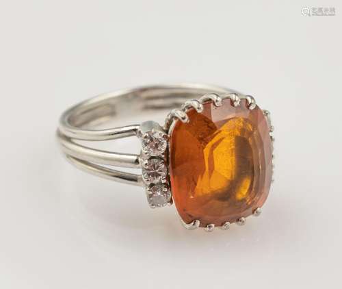 18 kt gold ring with citrine and brilliants