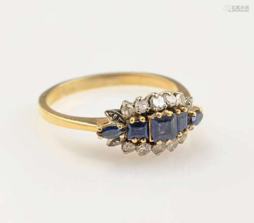 14 kt gold ring with sapphire and diamonds