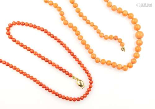 Lot 2 coral chains
