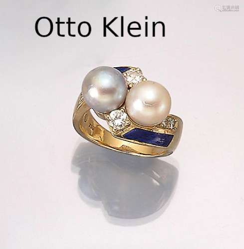 OTTO KLEIN 18 kt gold ring with brilliants, cultured akoya p...