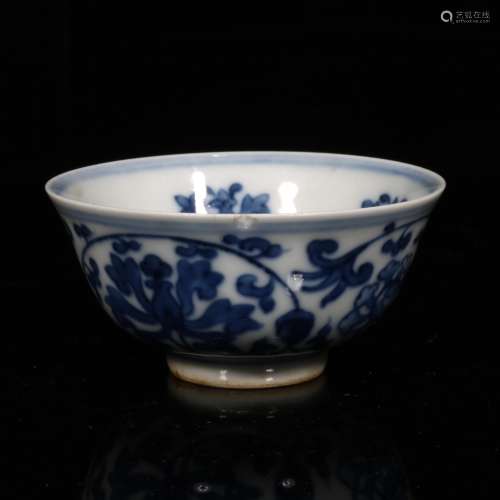 Qing Dynasty Yongzheng Period Blue And White Porcelain 