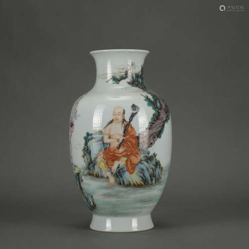 A Wu cai 'figure' vase,Qing Dynasty