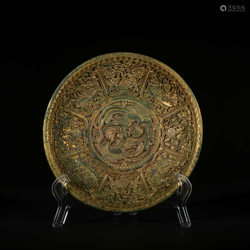 A gilt-bronze 'dragon and phoneix' dish,Qing Dynasty