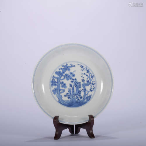 A blue and white 'floral' dish,Qing Dynasty