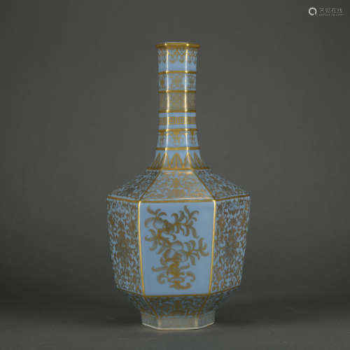 A blue glazed vase painting in gold,Qing Dynasty
