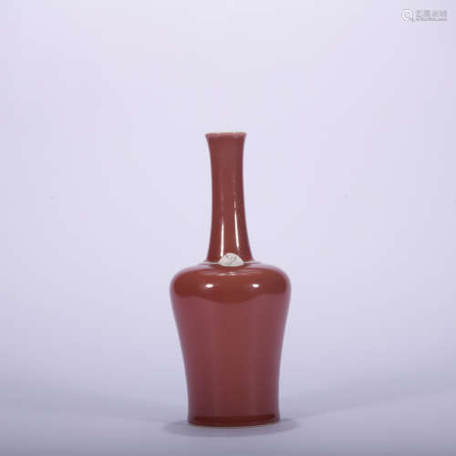 A peachbloom-glazed vase,Qing Dynasty