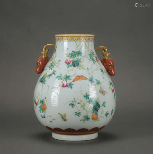 A famille-rose jar,Qing Dynasty