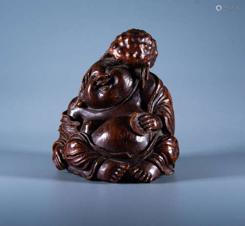 Qing Dynasty - Bamboo carving of golden toad with bangs