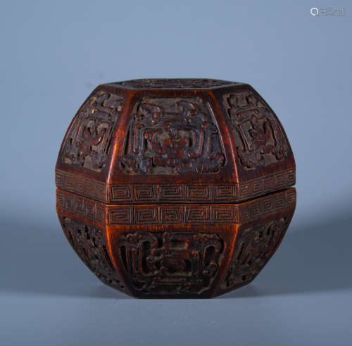 Qing Dynasty - bamboo dragon box