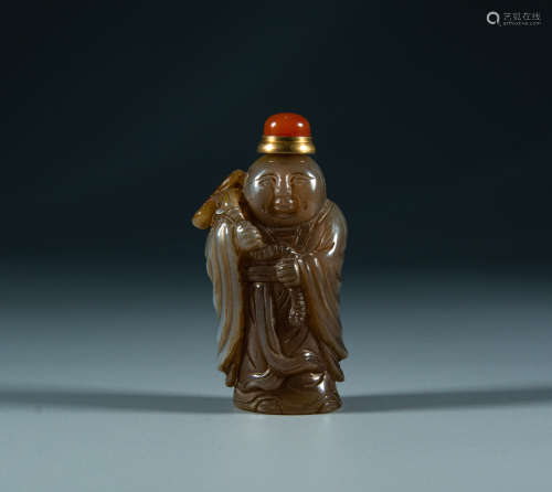 Qing Dynasty - Agate snuff bottle