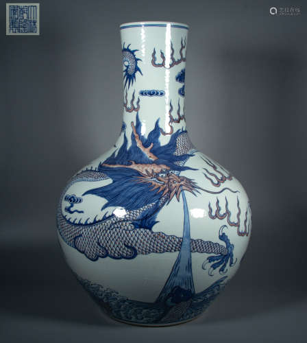 Qing Dynasty - Blue and white Glaze red