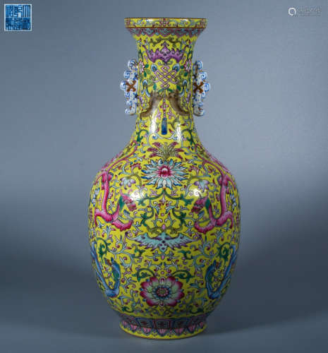 Qing Dynasty - Pastel [flower, dragon pattern] vase