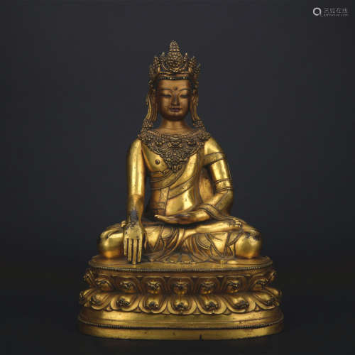 A gilt-bronze statue of Sakyamumi,Qing Dynasty