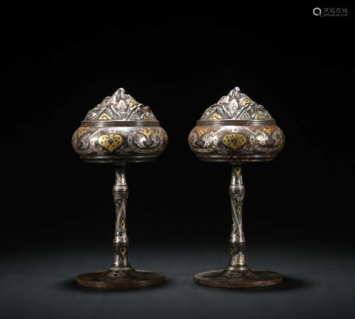 A pair of bronze censer ware with gold and silver