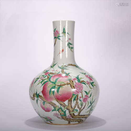 A famille-rose 'peach' globular vase,Qing Dynasty