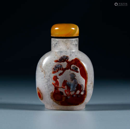Qing Dynasty - agate snuff bottle