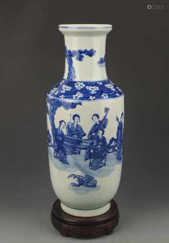 BLUE AND WHITE STORY PAINTED PORCELAIN VASE