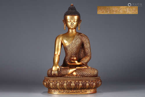 明 精铸紫铜胎鎏金阿弥陀佛坐像