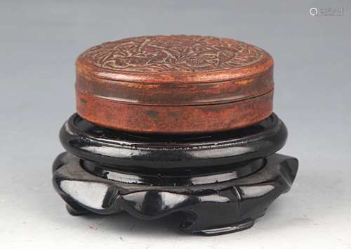 A FINELY FLOWER CARVED BRONZE BOX WITH COVER