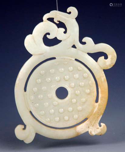 A FINE HETIAN JADE PENDANT