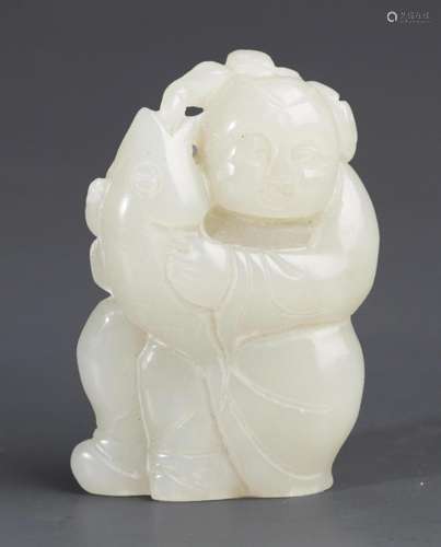 A FINE BOY WITH LOTUS CARVING JADE PENDANT