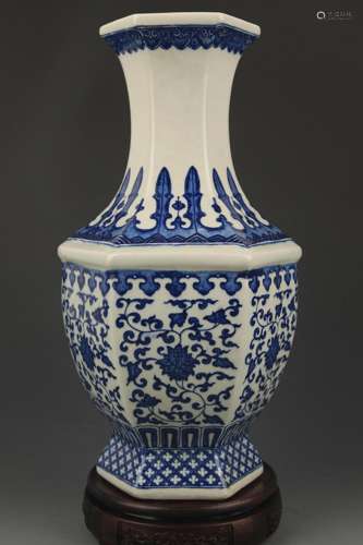 BLUE AND WHITE LOTUS FLOWER PATTERN SIX SIDED VASE