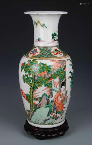 A FAMILLE VERTE STORY PATTERN PORCELAIN VASE