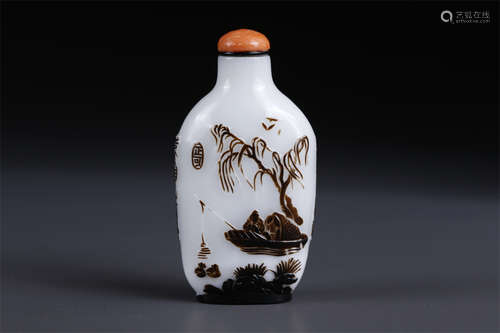 A Glass Snuff Bottle with Figure Story Motif.