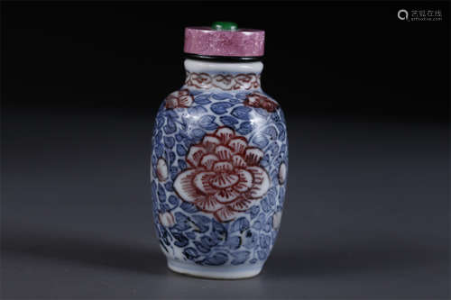 A Blue-and-White Porcelain Snuff Bottle.