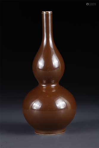 A Bronze Glazed Gourd Shaped Bottle.