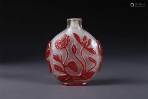 A Glass Snuff Bottle with Flowers Design.