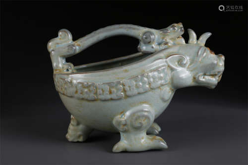 A Beast Shaped Porcelain Pot with Handle.