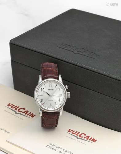 VULCAIN. MONTRE BRACELET EN ACIER AVEC ALARME MOUVEMENT MECA...