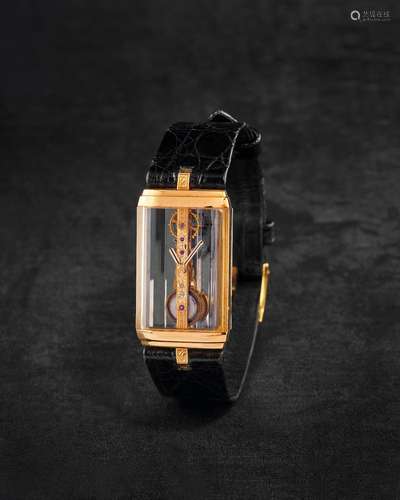 CORUM. RARE MONTRE BRACELET EN OR JAUNE 18K (750) ET VERRE S...