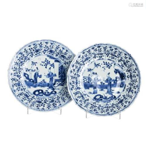 Pair of Chinese porcelain 'figure' plates, Kangxi