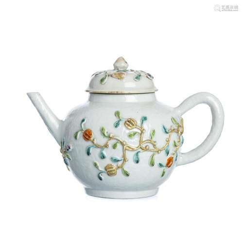 Chinese porcelain floral teapot, Yongzheng